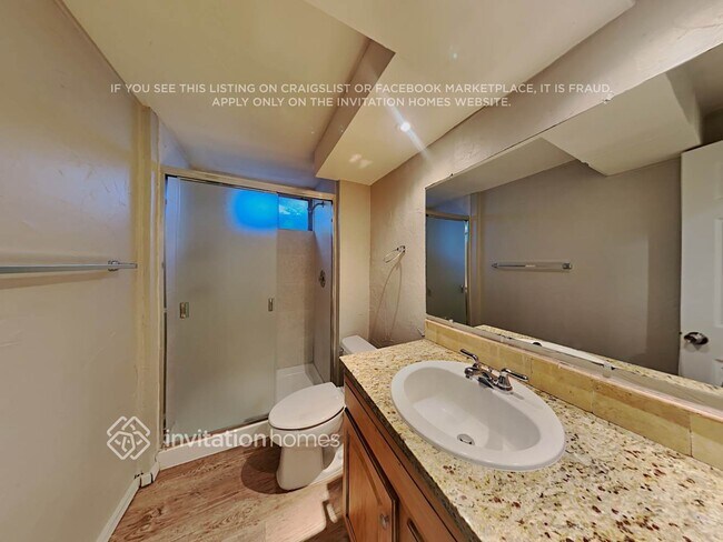 Building Photo - 387 Helena Cir