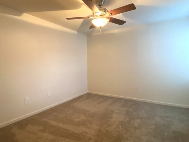 Building Photo - 8550 Argyle Business Loop