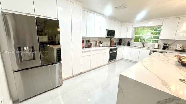 Building Photo - 1771 NW 17th St