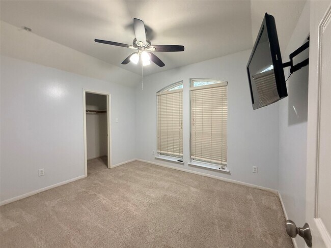 Building Photo - 19202 Poplar Trails Ln