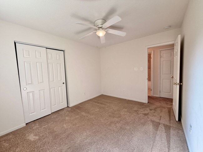 Building Photo - 1012 Antioch Cir