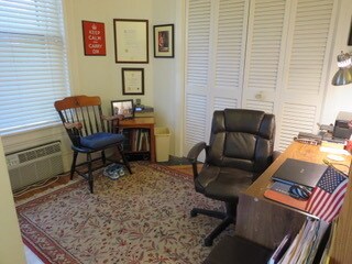 Den/Office - 2300 19th St NW