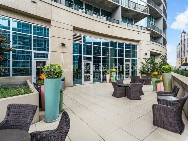 Building Photo - 1080 Peachtree St NE