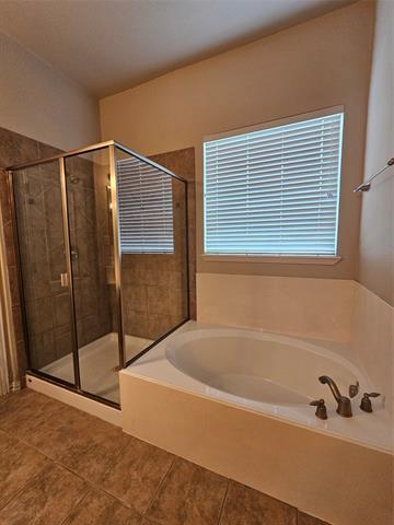 Building Photo - 11466 Snyder Dr