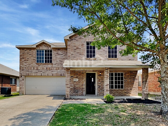 Building Photo - 2014 Kingsbridge Dr