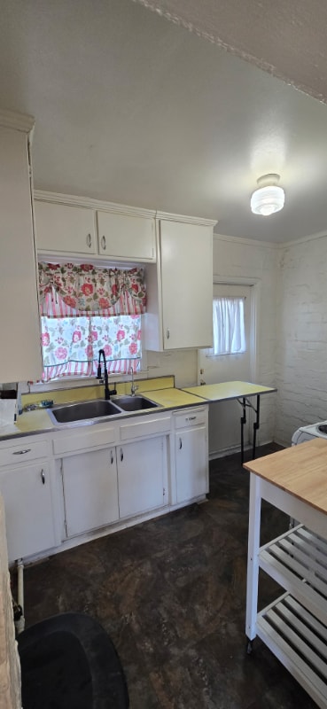 Building Photo - 6417 East Ct