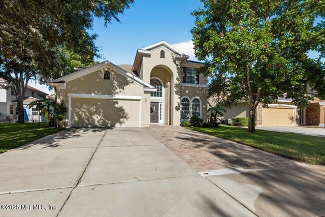 Building Photo - 612 Spruce Creek Rd