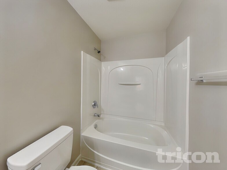 Building Photo - 5350 Esher Drive