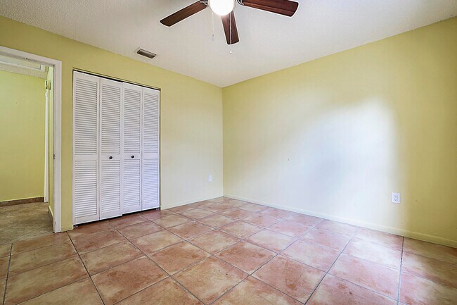 Building Photo - 2346 Caroma Ln