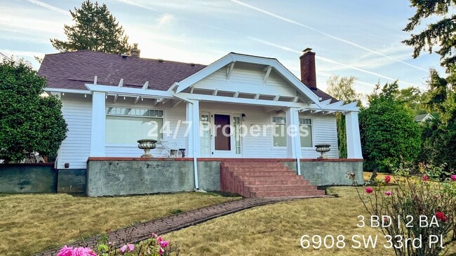 Primary Photo - Unique Large 3BD I 2BA Home - Near Gabriel Park!