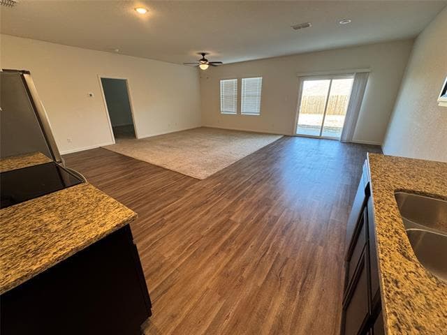 Building Photo - 812 Cherry Blossom St