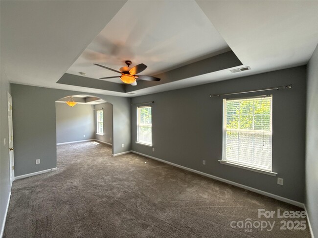 Building Photo - 4819 Abercromby St
