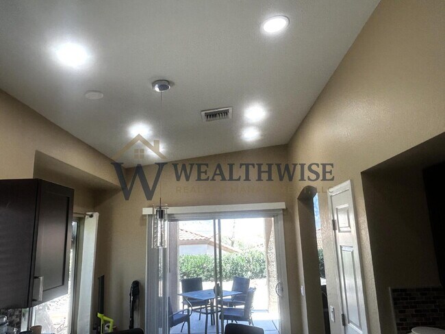 Building Photo - Luxurious 2 Bedroom 2 Bath Home for Rent in Sun City, Oro Valley 14286 N Wisteria Way, Oro Valley...