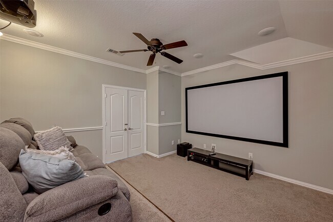 Building Photo - 7710 Eastwood Lake Ln