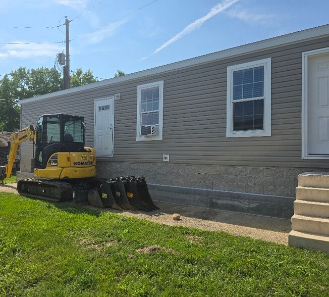 Building Photo - 103 S Scioto St