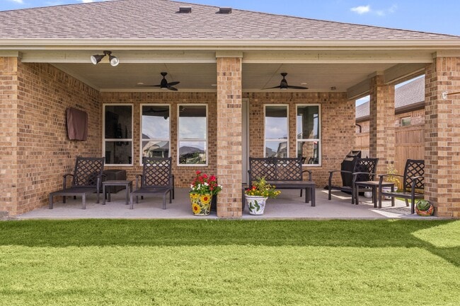 Building Photo - 29102 Rustic Orch Ln