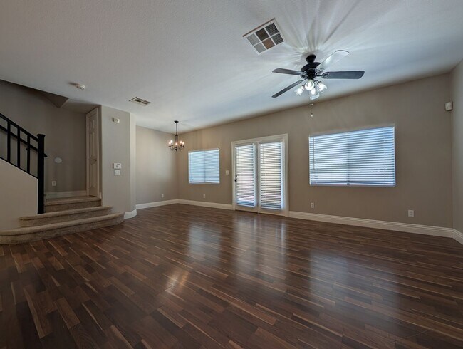 Building Photo - 2-STORY TOWNHOUSE FOR RENT IN ALIANTE NORT...