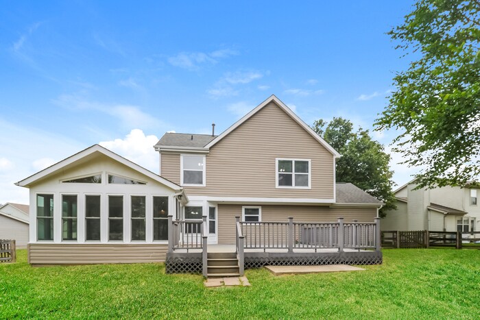 Building Photo - 1203 Lismore