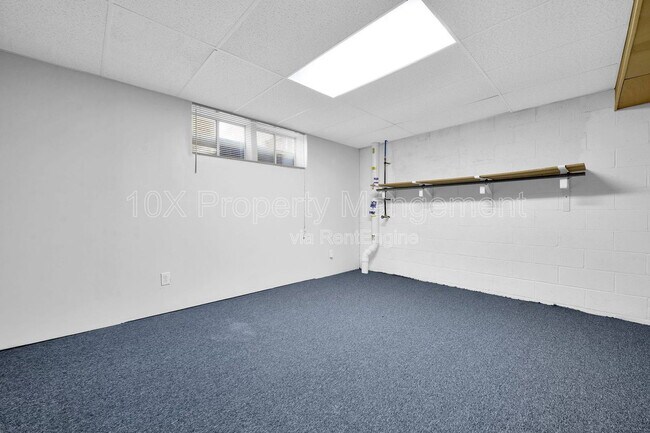 Building Photo - 96 Chenango Dr