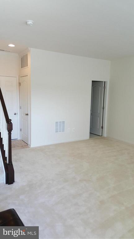 Building Photo - 21725 Pagoda Terrace