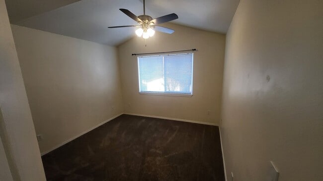 Building Photo - 1383 SW 27th St