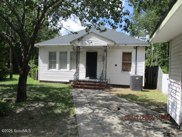 Building Photo - 310 Hill St