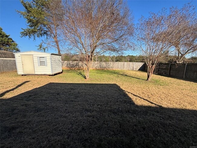 Building Photo - 1968 Calumet Pkwy