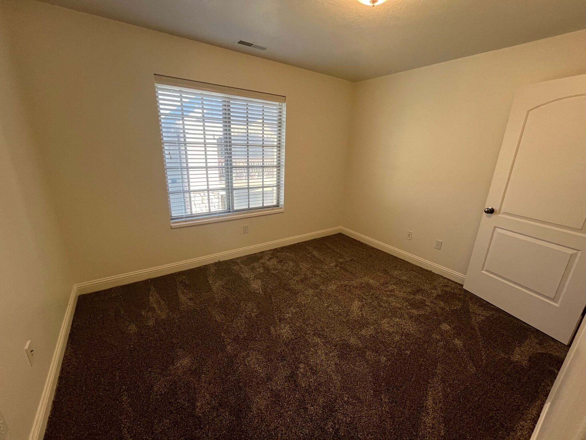 Building Photo - 235 N 1200 W