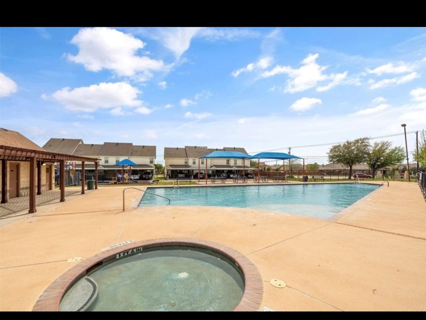 Building Photo - 5624 Giddyup Ln