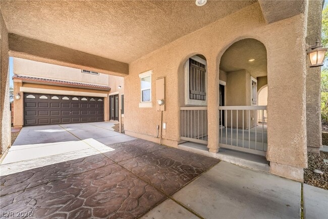 Building Photo - 9372 Glendora Valley St