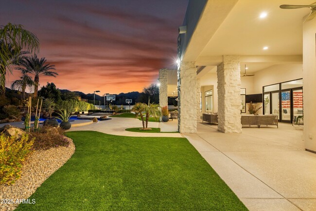 Building Photo - 7610 N Mockingbird Ln