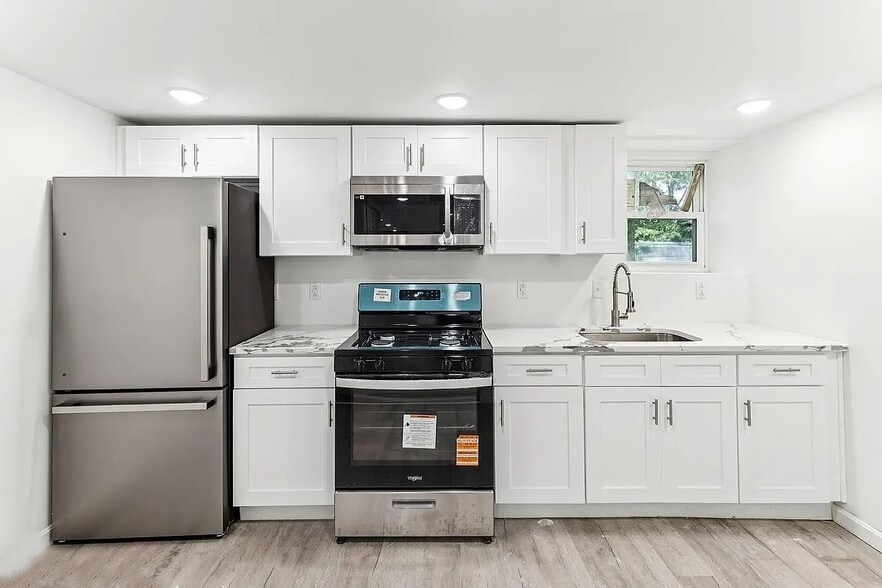 Primary Photo - 507 S 63rd St