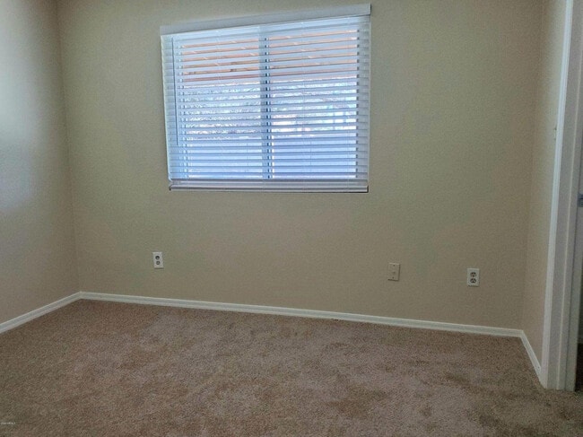 Building Photo - 5513 W Folley St