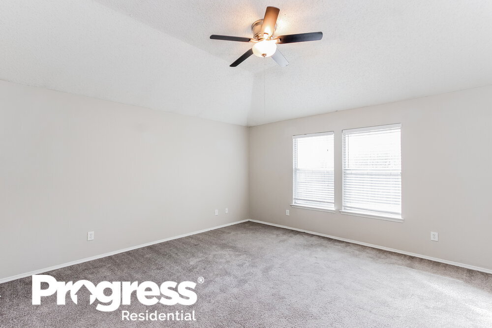 Building Photo - 5521 Hunters Bend Ln