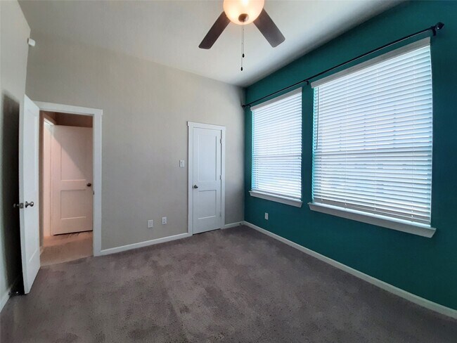 Building Photo - 23306 Ivory Sedge Trl