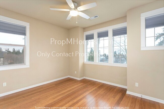 Building Photo - Charming Three Bedroom Home in Arbor Lodge!