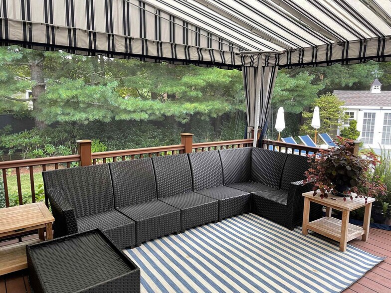 Building Photo - 810 Waterview Dr