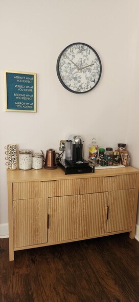 Coffee/Tea Bar - 408 Charlesgate Ct