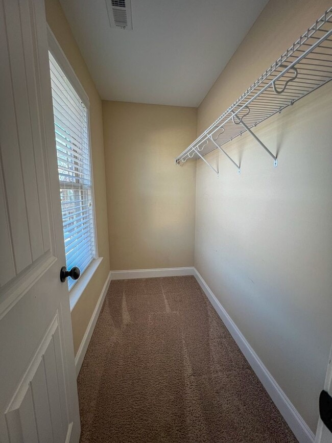 Building Photo - Short Term Leases Options! Gorgeous 5 Bedr...