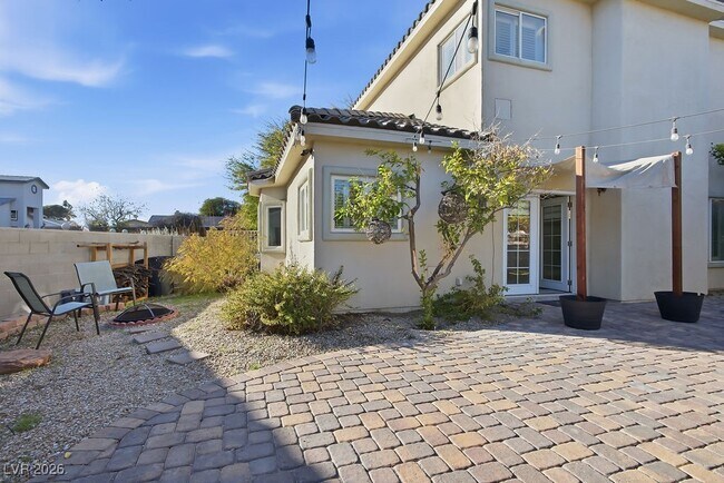 Building Photo - 5130 Amanda Ln