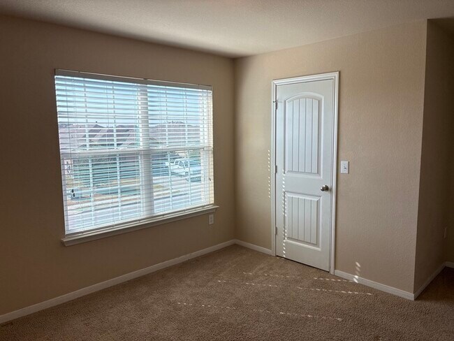 Building Photo - **Move-In Bonus! $500 Amazon Gift Card wit...