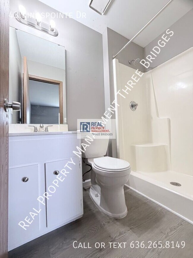 Building Photo - 43 Kingspointe Dr