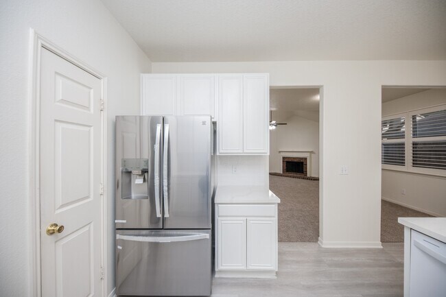 Building Photo - 2922 Copper Cliff Dr