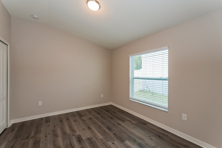 Building Photo - 10610 Summer Azure Dr