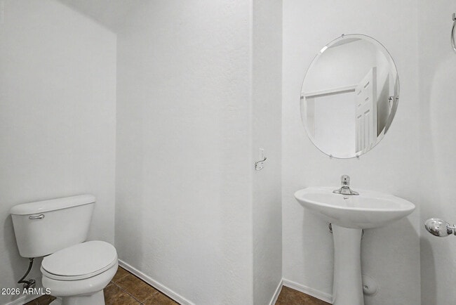 Building Photo - 14165 W Crocus Dr