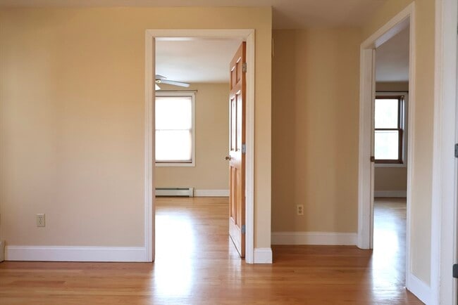 Building Photo - 5 Yankee Way