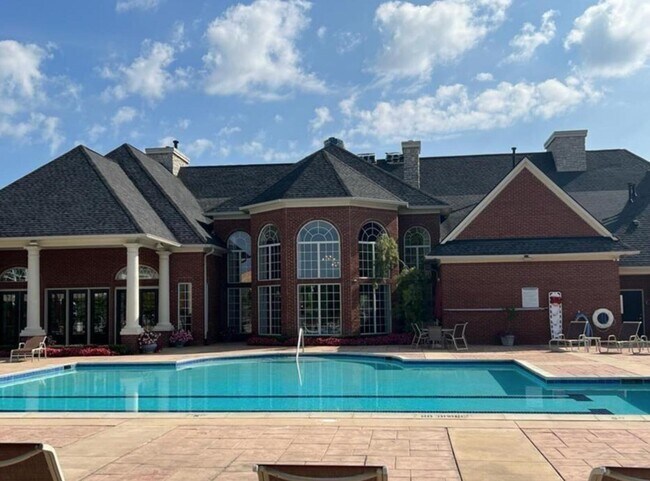 Building Photo - 45588 S Stonewood Rd