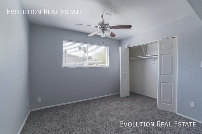 Building Photo - 2110 S Shannon Dr