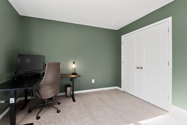 Building Photo - 7132 Wheyfield Dr