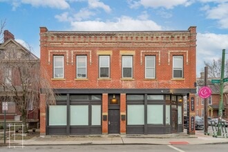 Building Photo - 903-903 Oak St